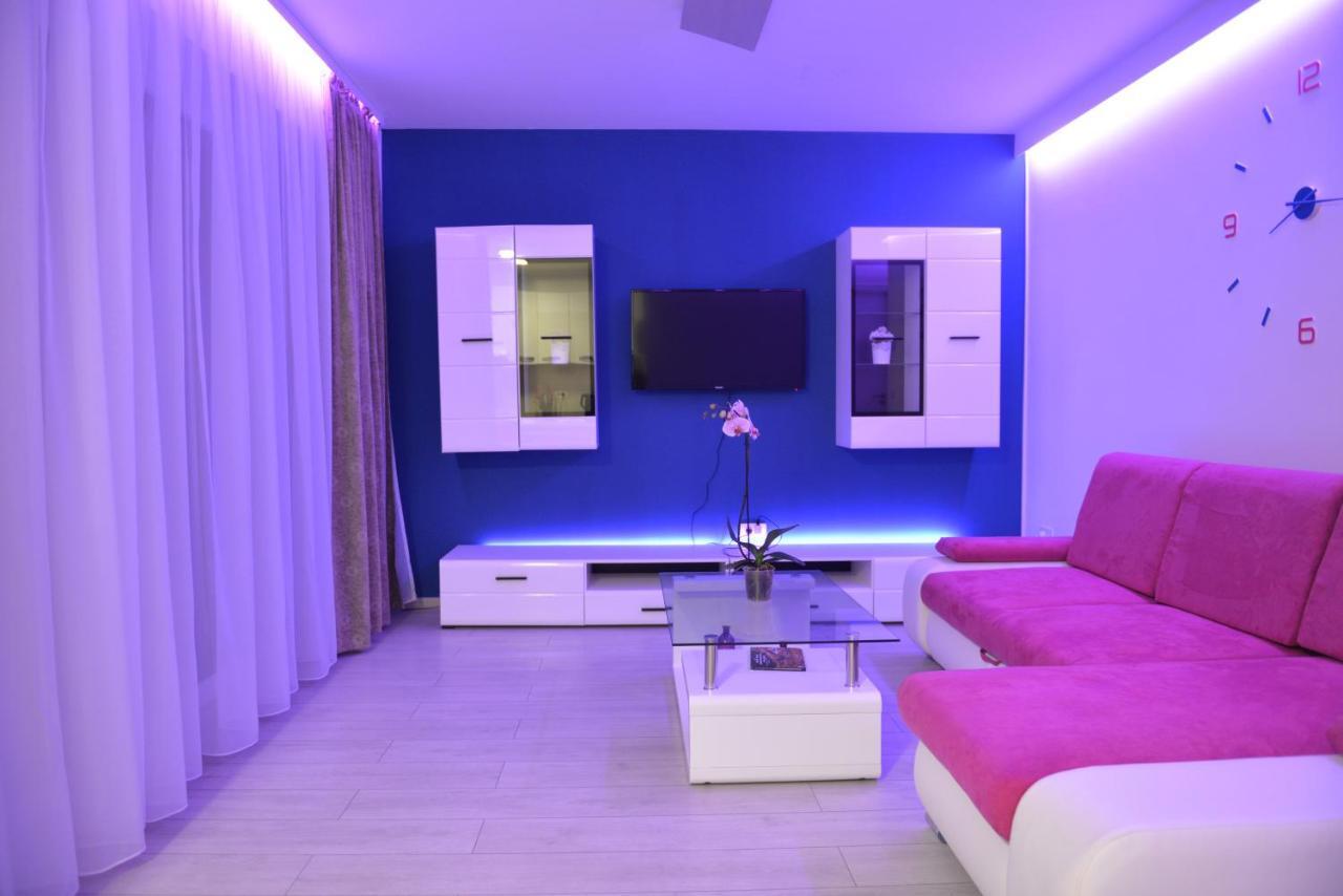 Coresi Deluxe Apartment Brassó Kültér fotó