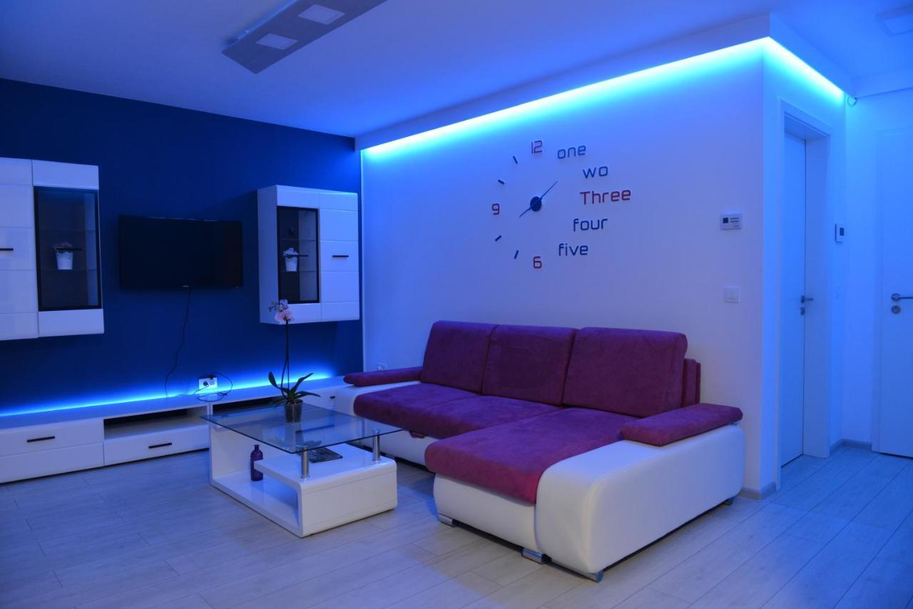 Coresi Deluxe Apartment Brassó Kültér fotó